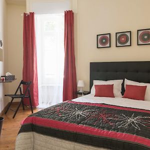 Kamer met een Queen Size Bed